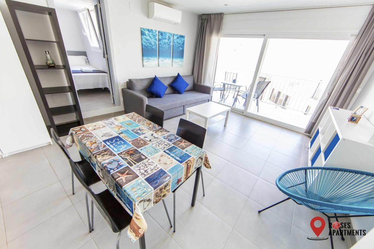 Roses Apartments Ocean 2 Habitaciones Vista Mar Lateral エクステリア 写真